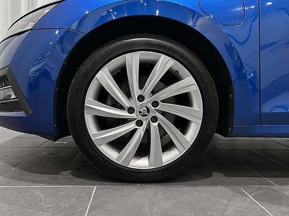 Skoda Octavia 5 of 14