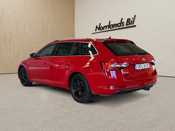 Skoda Superb 3 of 18