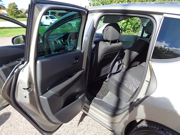 Peugeot 3008 13 of 20