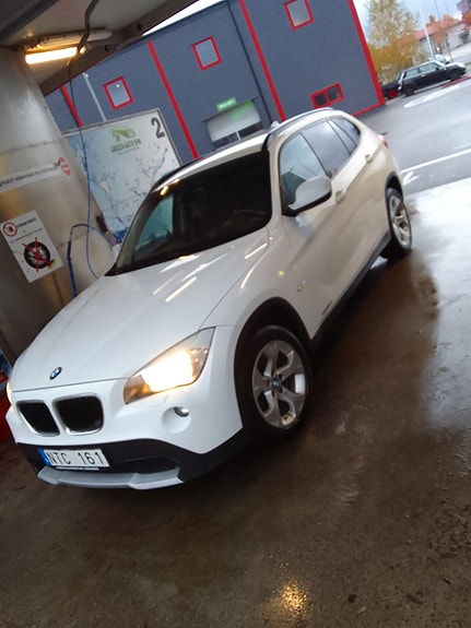 BMW X1 3 of 6