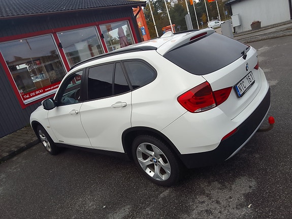 BMW X1 2 of 6