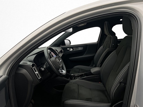 Volvo C40 12 of 30