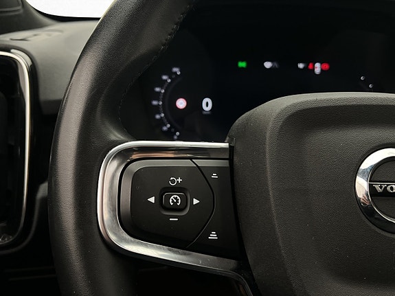 Volvo C40 27 of 30