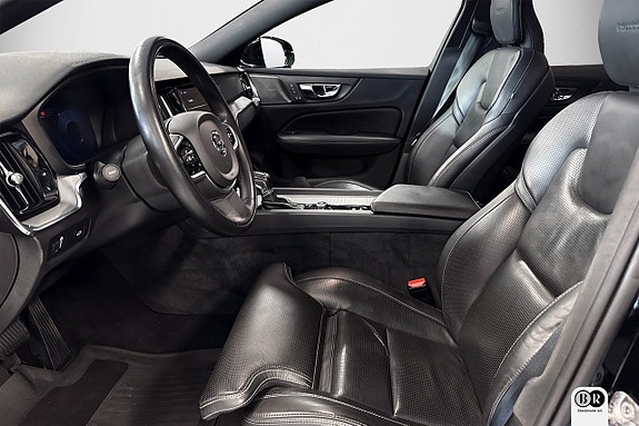 Volvo S60 8 of 22