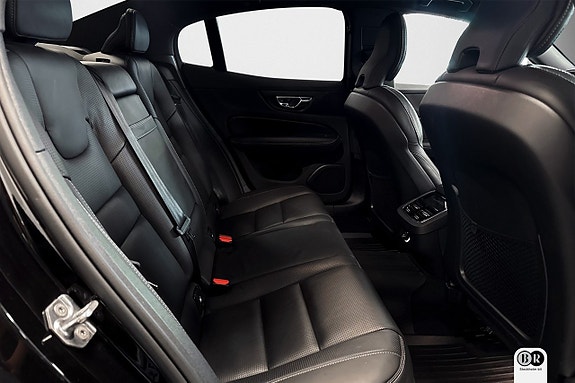 Volvo S60 9 of 22