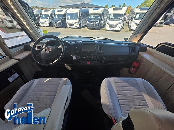 Eura Mobil IL 730 EB 9 of 17
