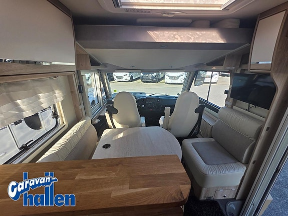 Eura Mobil IL 730 EB 12 of 17