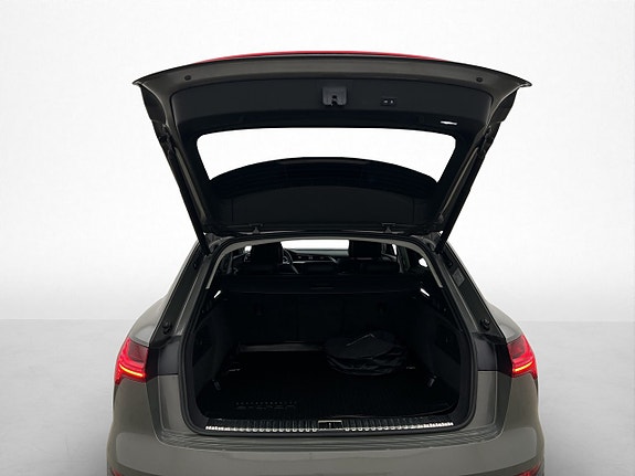 Audi Q8 10 of 30