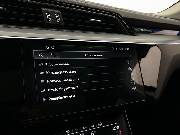 Audi Q8 27 of 30