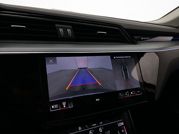 Audi Q8 21 of 30