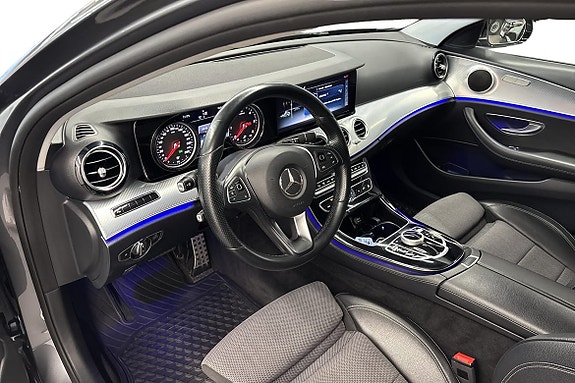 Mercedes-Benz E220 d 7 of 18