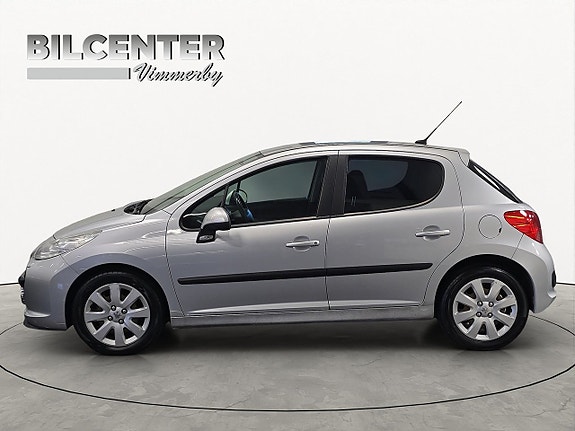 Peugeot 207 3 of 16