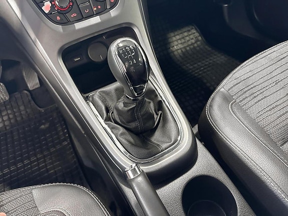 Opel Astra 15 of 16