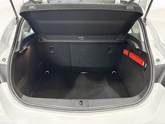 Opel Astra 10 of 16