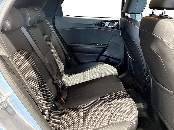 Kia XCeed 15 of 19