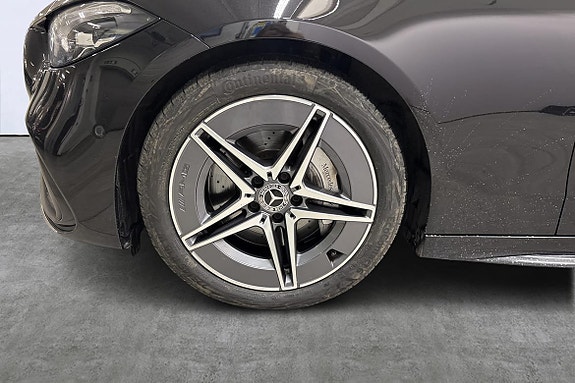 Mercedes-Benz C220 6 of 19