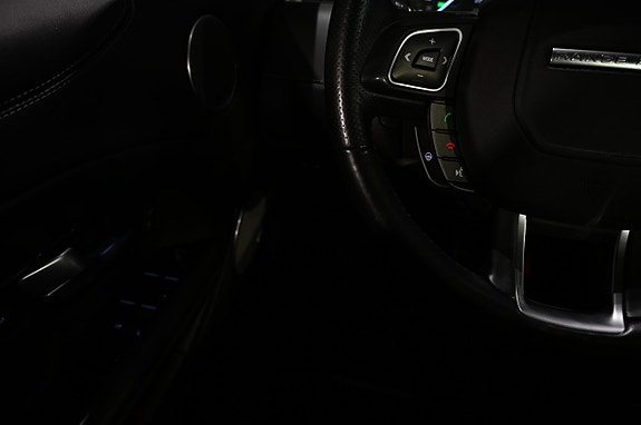 Land Rover Range Rover Evoque 14 of 18