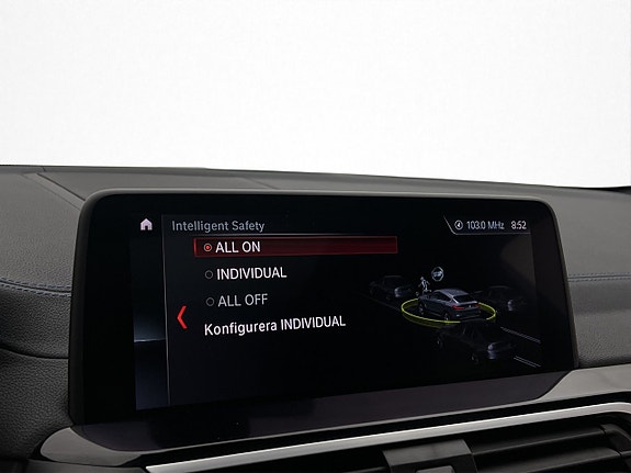BMW X4 27 of 30