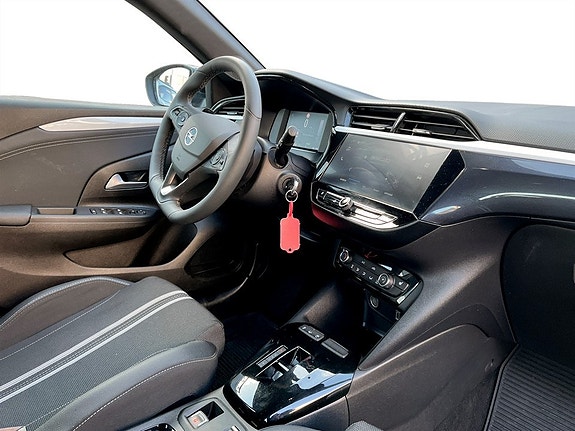 Opel Corsa 11 of 15