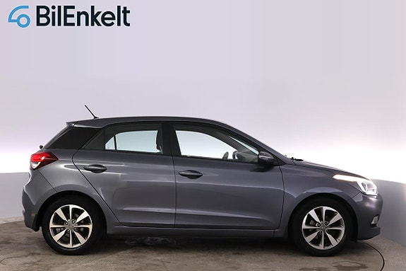 Hyundai i20 2 of 26