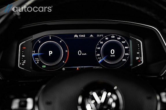 Volkswagen Tiguan Allspace 18 of 30