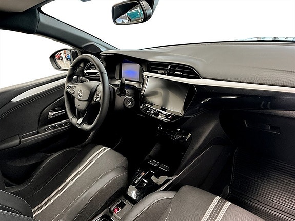 Opel Corsa 11 of 15