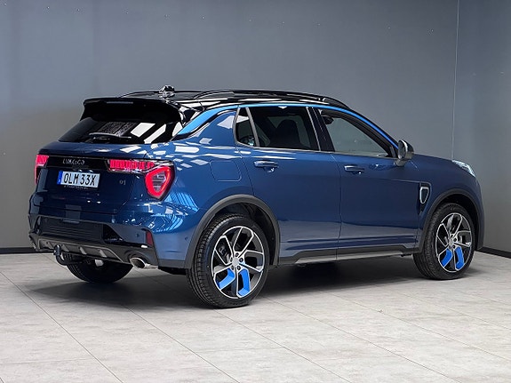 Lynk & Co 01 2 of 25