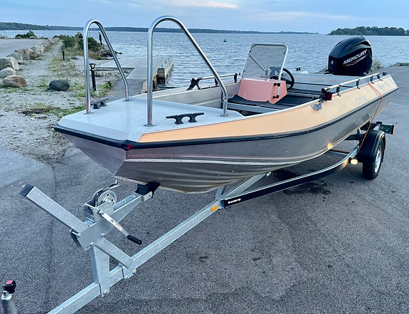 Buster RS 5 of 10