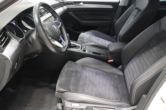 Volkswagen Passat 7 of 11