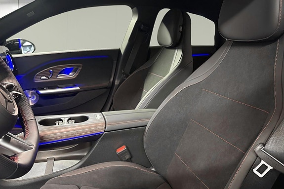Mercedes-Benz CLA200 14 of 20