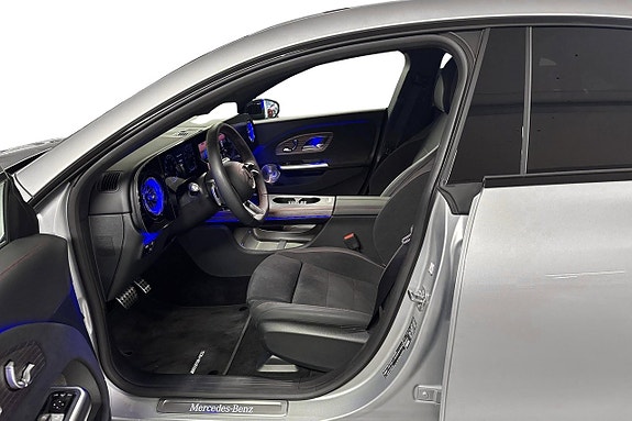 Mercedes-Benz CLA200 12 of 20