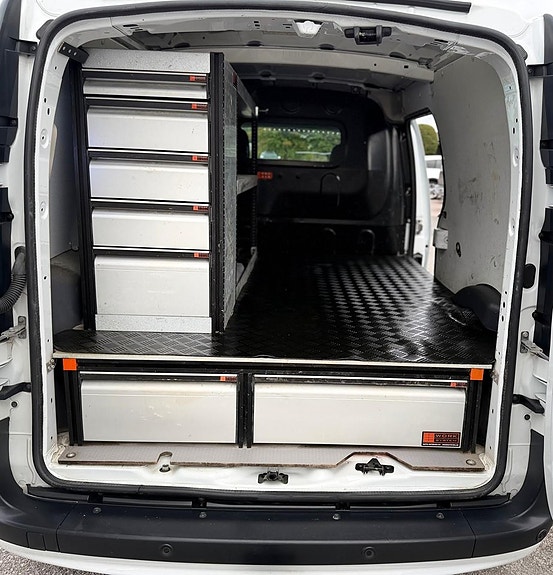 Renault Kangoo Express Maxi 10 of 18
