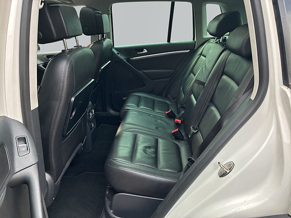 Volkswagen Tiguan 7 of 17