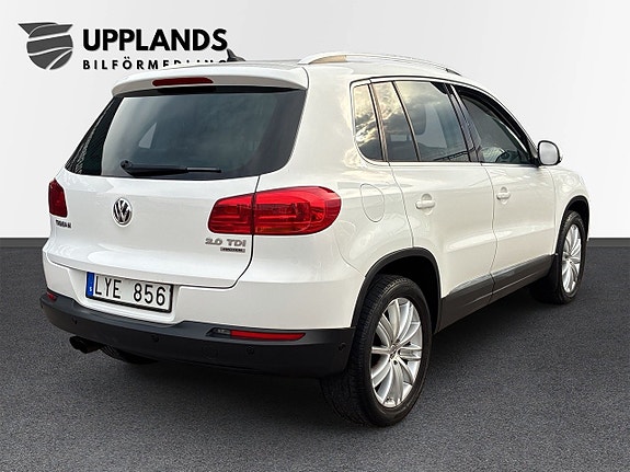 Volkswagen Tiguan 3 of 17