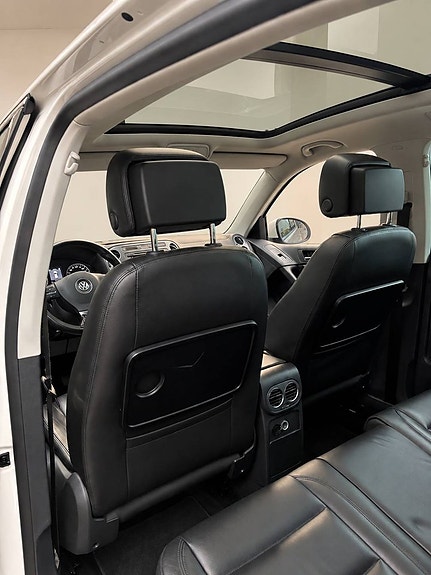 Volkswagen Tiguan 17 of 17