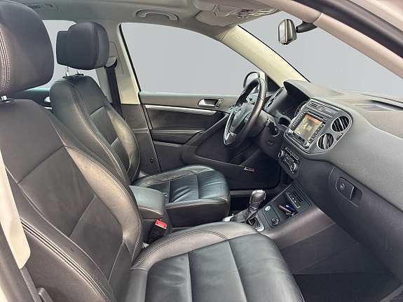 Volkswagen Tiguan 8 of 17