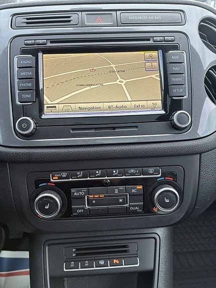 Volkswagen Tiguan 15 of 17