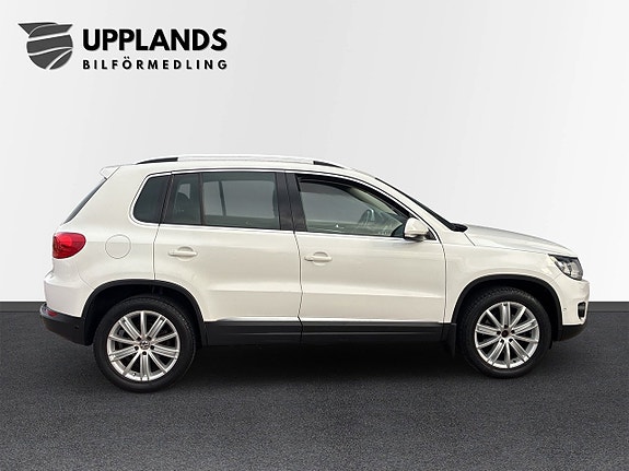 Volkswagen Tiguan 4 of 17
