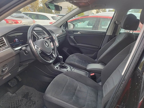 Volkswagen Tiguan 3 of 3
