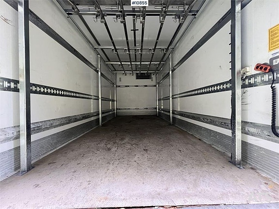 Kylbil Volvo FL 4X2 med bakgavellyft  (149,000:- ex moms) 7 of 24