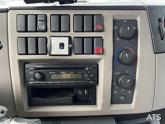 Kylbil Volvo FL 4X2 med bakgavellyft  (149,000:- ex moms) 19 of 24