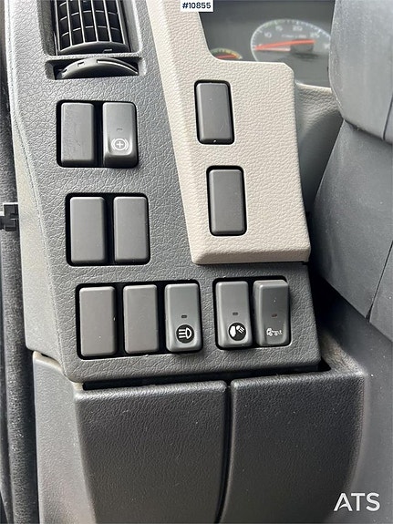 Kylbil Volvo FL 4X2 med bakgavellyft  (149,000:- ex moms) 22 of 24