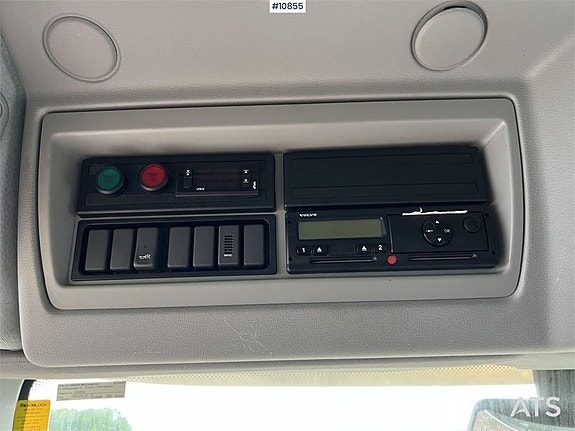 Kylbil Volvo FL 4X2 med bakgavellyft  (149,000:- ex moms) 15 of 24
