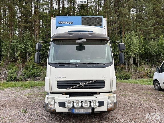 Kylbil Volvo FL 4X2 med bakgavellyft  (149,000:- ex moms) 3 of 24