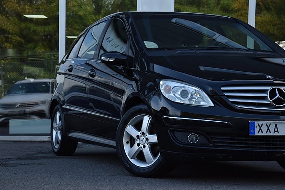 Mercedes-Benz B170 4 of 17