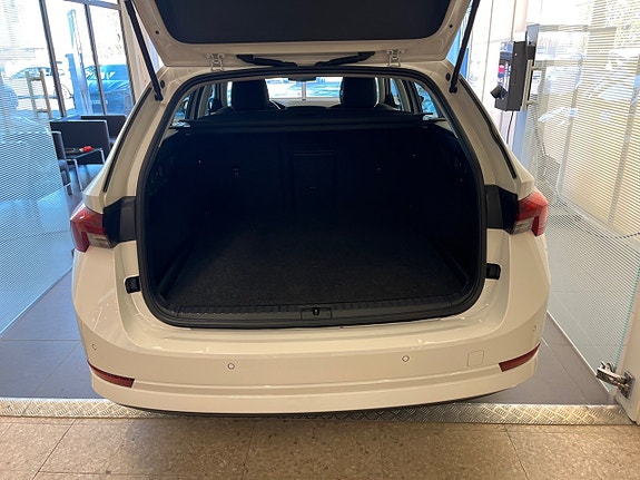 Skoda Octavia 7 of 7