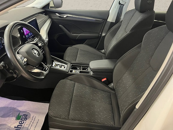 Skoda Octavia 3 of 7