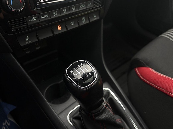 Skoda Rapid Spaceback 18 of 30