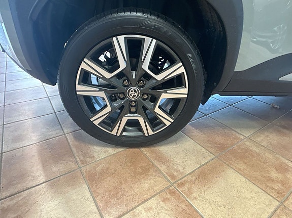 Toyota Yaris Cross 16 of 16