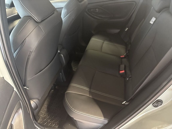 Toyota Yaris Cross 8 of 16